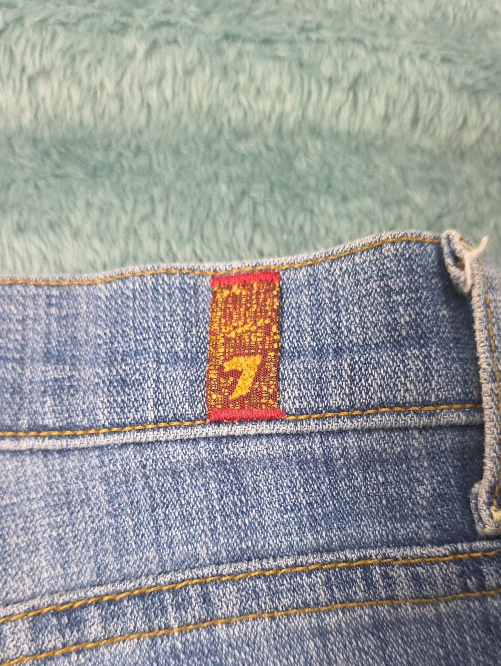 7 For All Mankind Women’s Light Blue Distressed Boyfriend Jeans